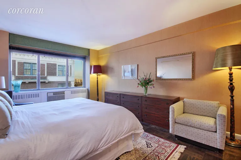 New York City Real Estate | View 25 Sutton Place South, 18D | King Sized Bedroom | View 5