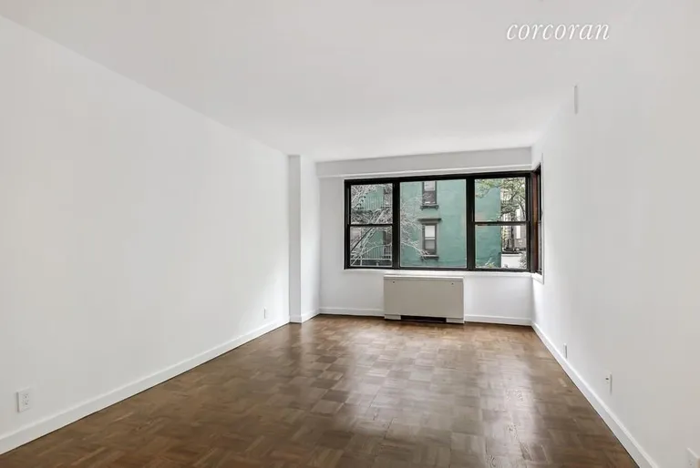 New York City Real Estate | View 200 East 74th Street, 2d | room 6 | View 7