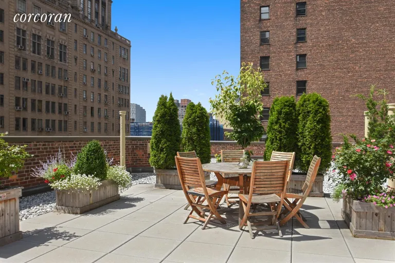 New York City Real Estate | View 333 West 57th Street, 301 | room 7 | View 8