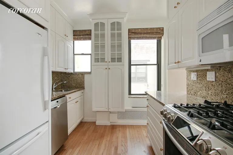 New York City Real Estate | View 104 West 70th Street, PH2 | Renovated windowed kitchen | View 4