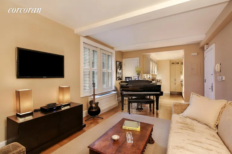 New York City Real Estate | View 27 West 72nd Street, 714 | room 1 | View 2