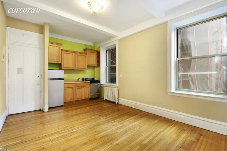 New York City Real Estate | View 170 West 74th Street, 314 | Kitchen | View 3