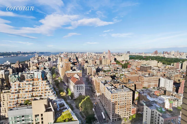 New York City Real Estate | View 201 West 70th Street, PH 42AB | 3 Beds, 3 Baths | View 1