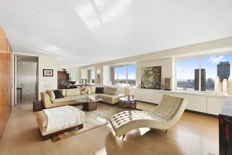 New York City Real Estate | View 201 West 70th Street, PH 42AB | Great Room | View 2