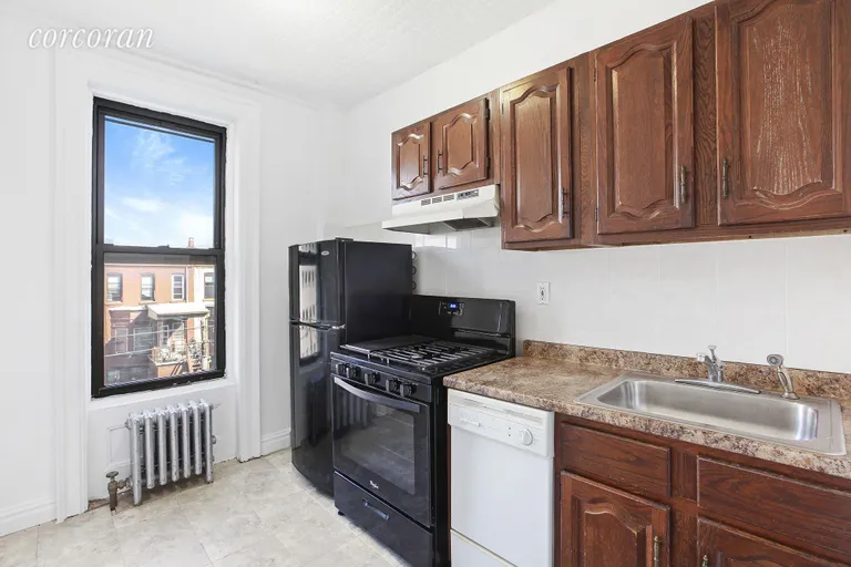 New York City Real Estate | View 1443 Dean Street, 2 | room 3 | View 4