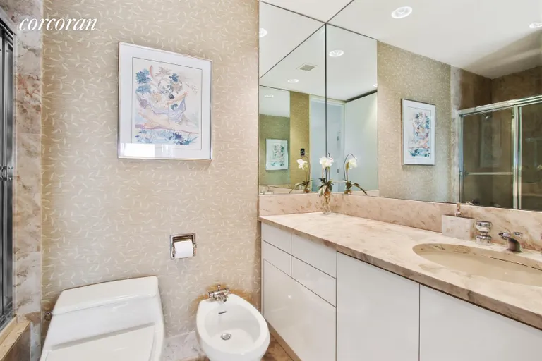 New York City Real Estate | View 100 United Nations Plaza, 20A | Master Bathroom | View 5