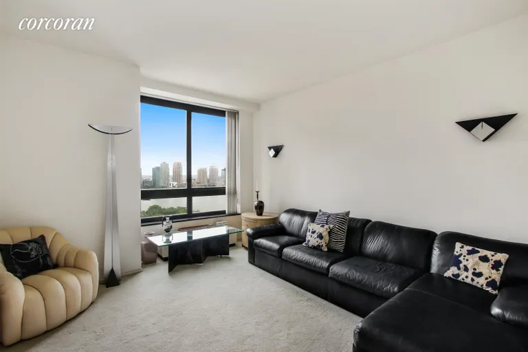 New York City Real Estate | View 100 United Nations Plaza, 20A | 2nd Bedroom with Amazing River views | View 6