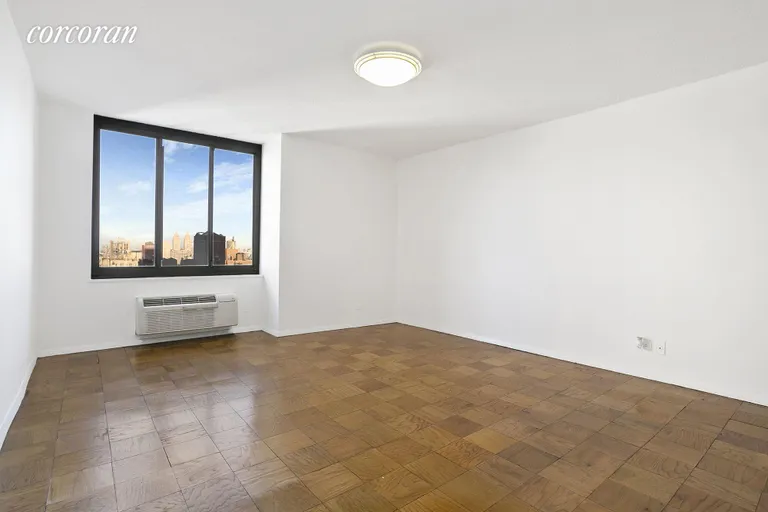 New York City Real Estate | View 115 East 87th Street, 19B | Master Suite w/WIC and Bathroom | View 3