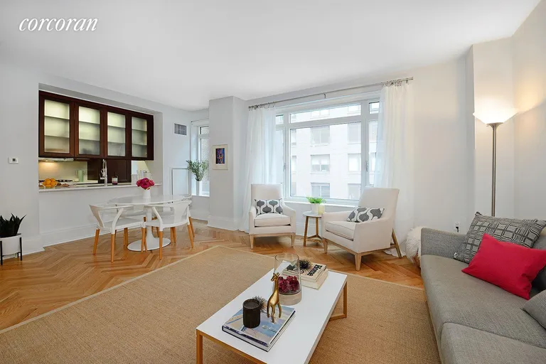 New York City Real Estate | View 205 West 76th Street, 703 | room 2 | View 3