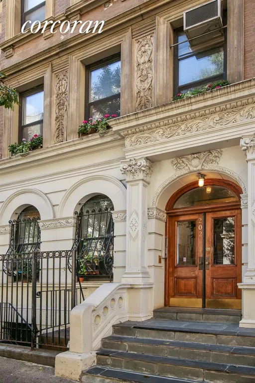 New York City Real Estate | View 202 West 92nd Street, 2F | room 6 | View 7