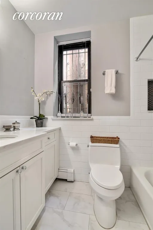 New York City Real Estate | View 202 West 92nd Street, 2F | room 5 | View 6