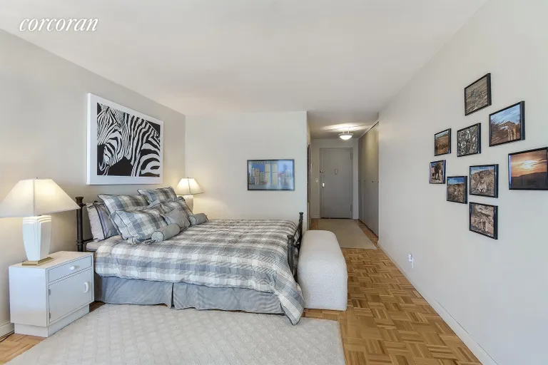 New York City Real Estate | View 305 East 24th Street, 20M | Bedroom | View 5