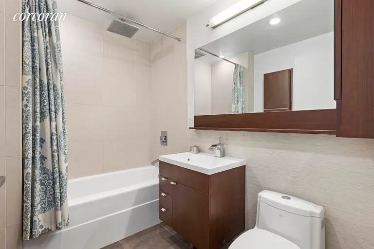 New York City Real Estate | View 148 East 24th Street, 9A | Luxurious Rainwater Showerhead | View 4