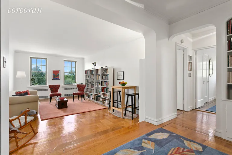 New York City Real Estate | View 730 Fort Washington Avenue, 6M | 3 Beds, 2 Baths | View 1