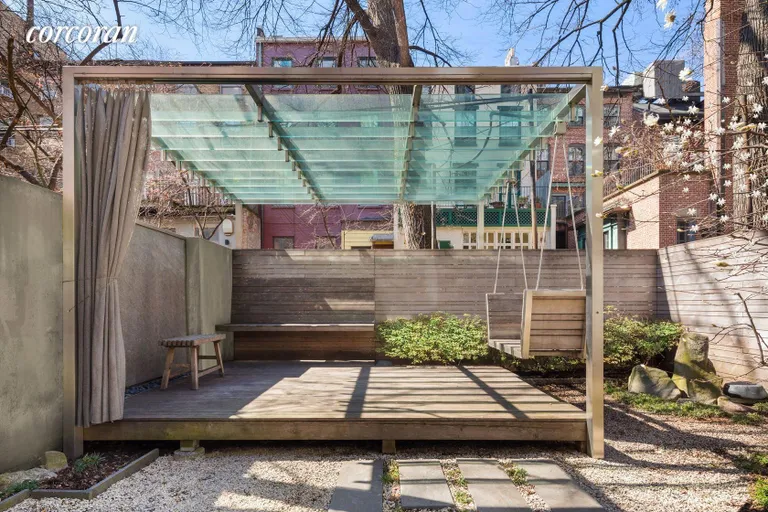 New York City Real Estate | View 16 Sidney Place | Open air cabana with water wall | View 15