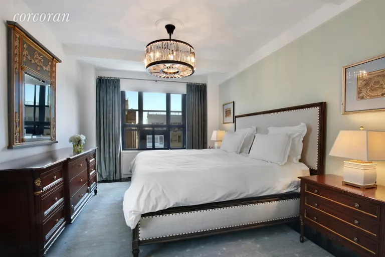 New York City Real Estate | View 235 East 22Nd Street, 15L | A king-sized bedroom! | View 5