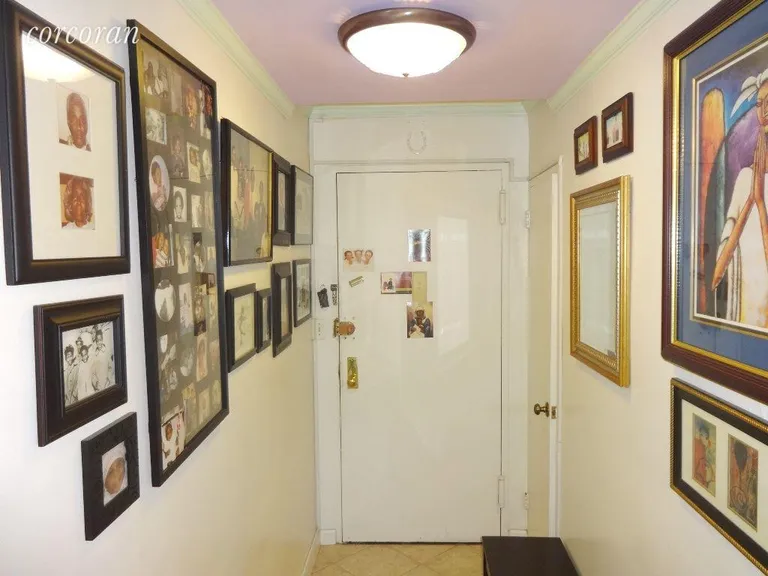 New York City Real Estate | View 122 Ashland Place, 5E | Foyer Entrance Gallery | View 6