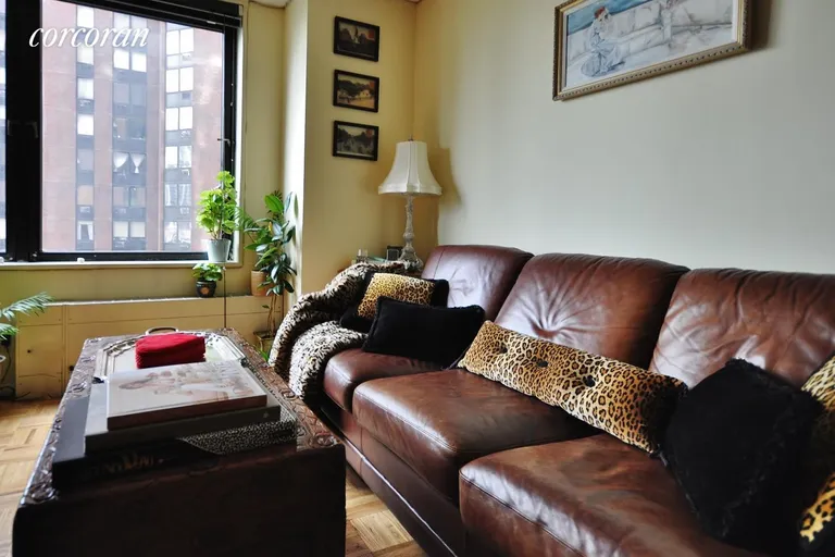New York City Real Estate | View 1641 Third Avenue, 5B | room 1 | View 2