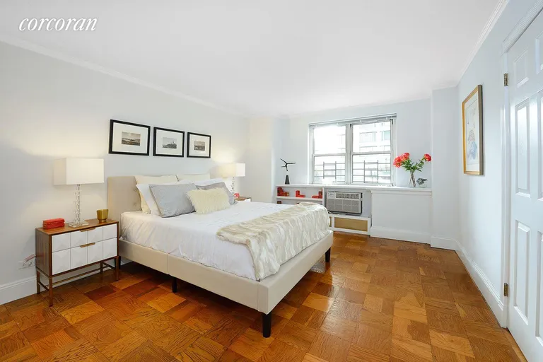New York City Real Estate | View 340 East 80th Street, 6YZ | room 8 | View 9