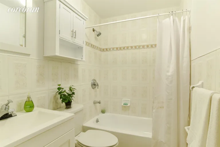 New York City Real Estate | View 476 Waverly Avenue, 1 | Bathroom | View 7