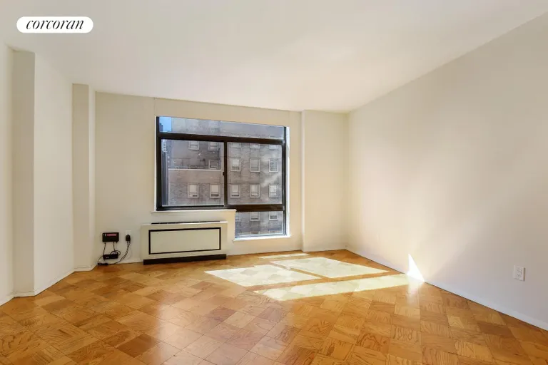New York City Real Estate | View 303 East 43rd Street, 11-A | room 4 | View 5