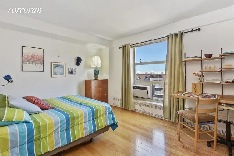 New York City Real Estate | View 80 La Salle Street, 21F | Bedroom | View 4