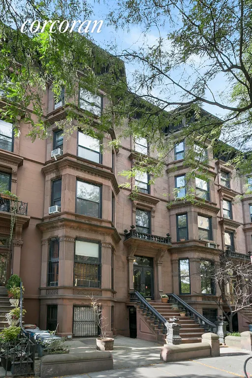 New York City Real Estate | View 24 8th Avenue, 4B | Regal Eighth Avenue mansion! | View 4