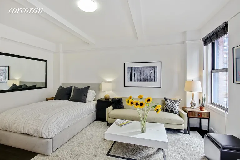 New York City Real Estate | View 243 West End Avenue, 812 | room 2 | View 3