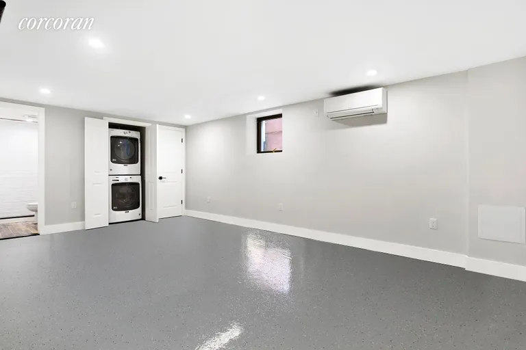 New York City Real Estate | View 1685 Carroll Street, 1R | room 4 | View 5