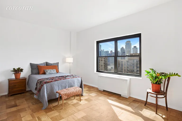 New York City Real Estate | View 180 West End Avenue, 30G | IMG0944 | View 4