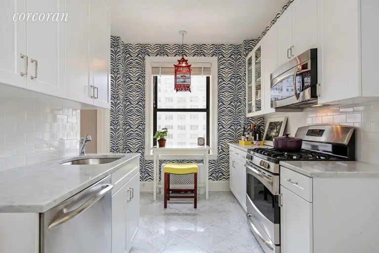 New York City Real Estate | View 179 East 79th Street, 9C | room 3 | View 4