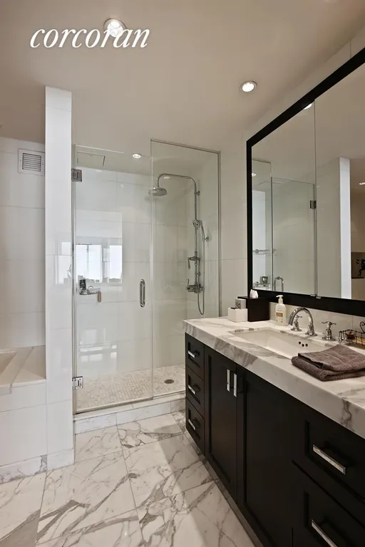 New York City Real Estate | View 333 Rector Place, PH6S | Master Bathroom | View 6