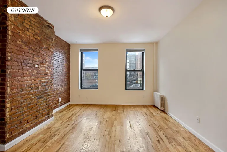 New York City Real Estate | View 477 Hicks Street, 2R | Actual Room-Great sunlight!  | View 6