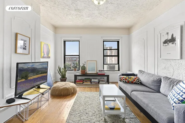 New York City Real Estate | View 477 Hicks Street, 2R | 2 Beds, 1 Bath | View 1