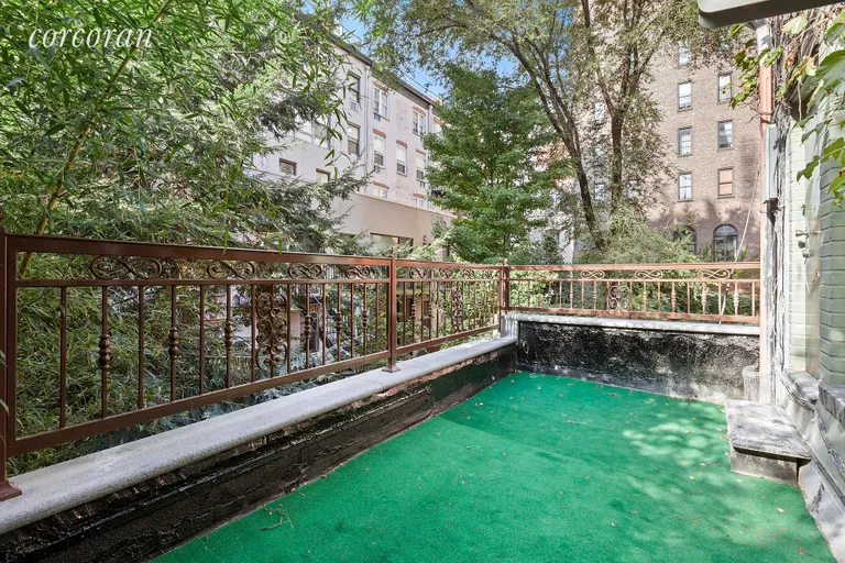 New York City Real Estate | View 212 West 15th Street, 2 | Quiet private terrace | View 5