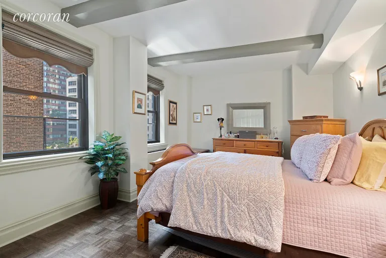 New York City Real Estate | View 235 East 49th Street, 9E | 3 | View 3