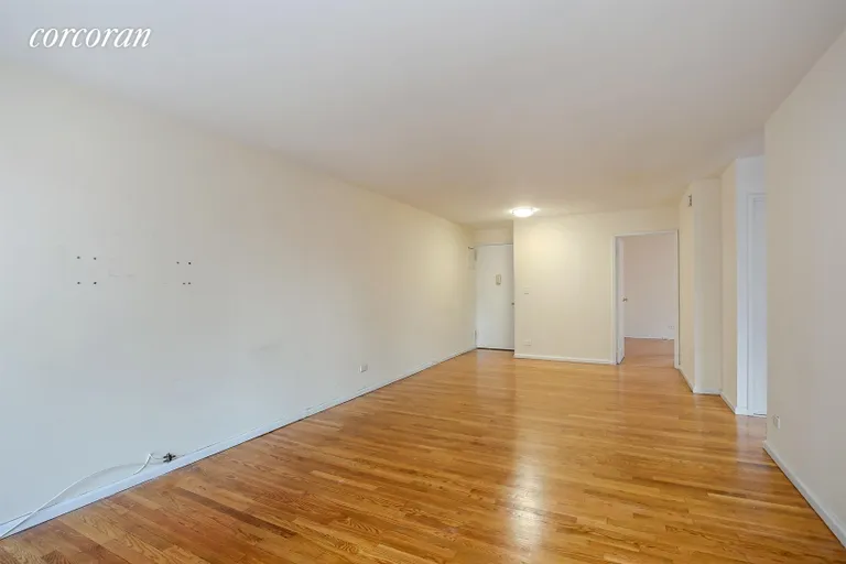 New York City Real Estate | View 301 East 79th Street, 5J | Dining Area in Living Room | View 5