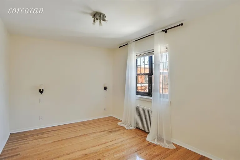 New York City Real Estate | View 77-36 Main Street, 3B | room 2 | View 3