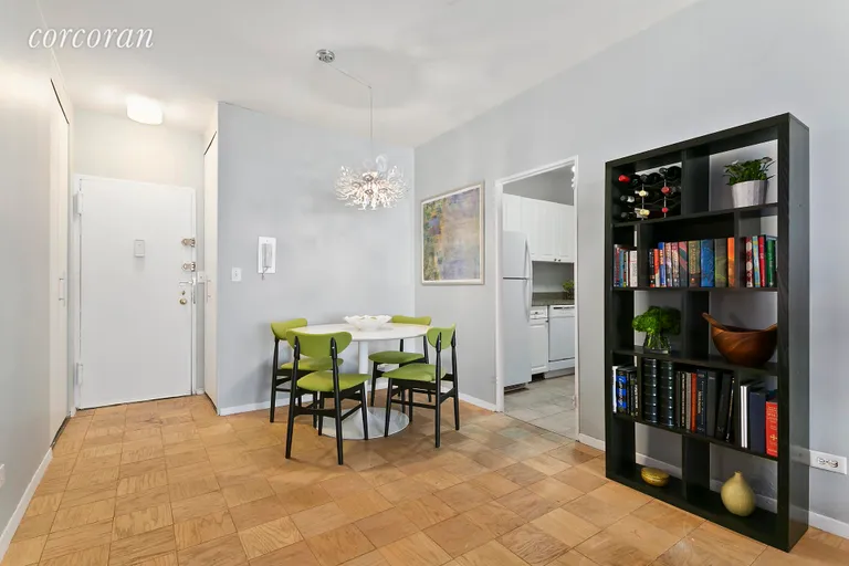 New York City Real Estate | View 85 Livingston Street, 18L | Dynamite dining area | View 3