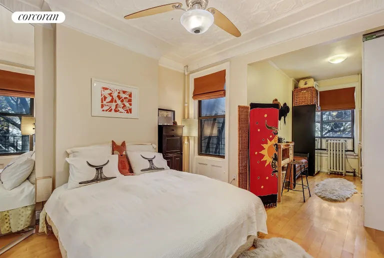 New York City Real Estate | View 719 Carroll Street, 3L | Large + quiet master bedroom with dressing area | View 4