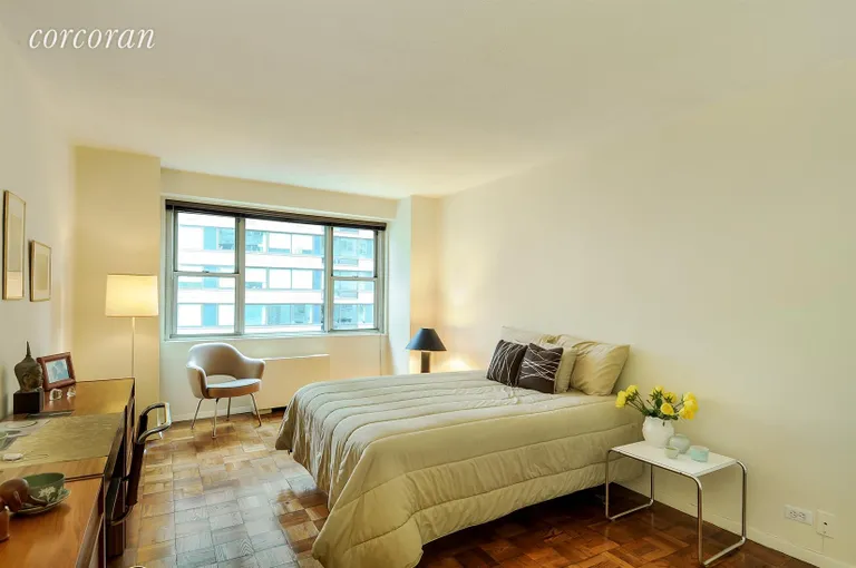 New York City Real Estate | View 300 East 40th Street, 18J | Bedroom | View 10