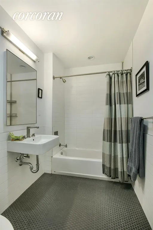 New York City Real Estate | View 318 Knickerbocker Avenue, 2A | Bathroom | View 4