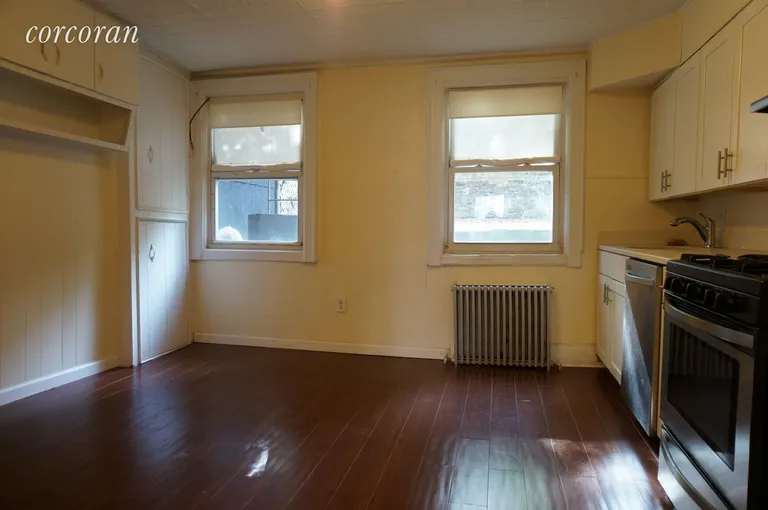 New York City Real Estate | View 22 Fillmore Place, Parlor | room 4 | View 5