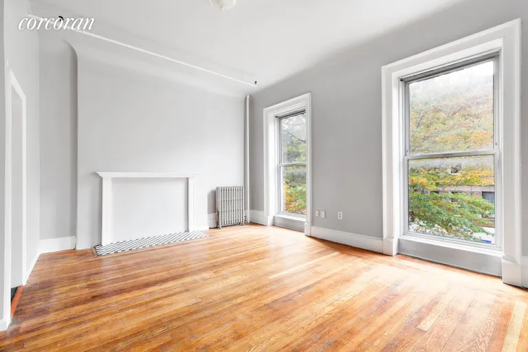 New York City Real Estate | View 43 Hamilton Terrace | room 5 | View 6