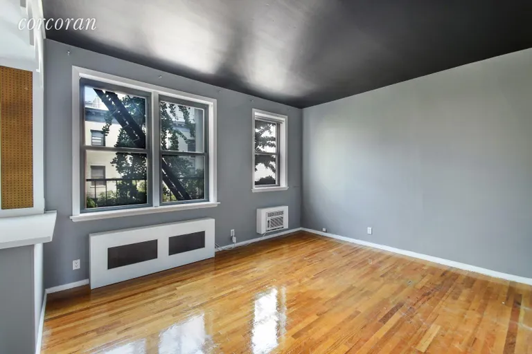 New York City Real Estate | View 266 West 22nd Street, 2nd Floor | Living Room | View 3