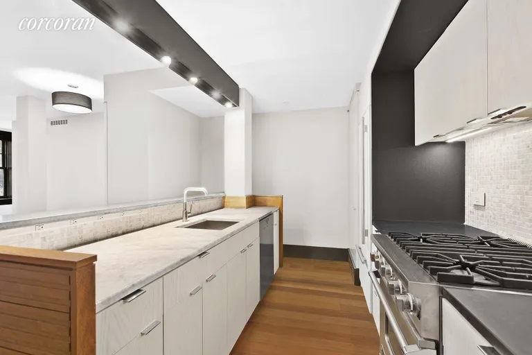 New York City Real Estate | View 327-329 West 22nd Street, 1 | Luxe Chef's Kitchen | View 2
