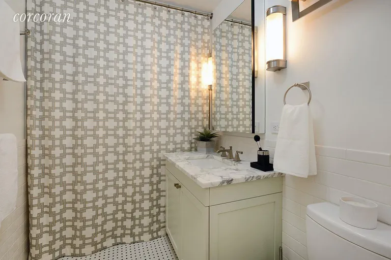 New York City Real Estate | View 285 Central Park West, PH WEST | Bathroom-Deep Soaking Tub | View 24