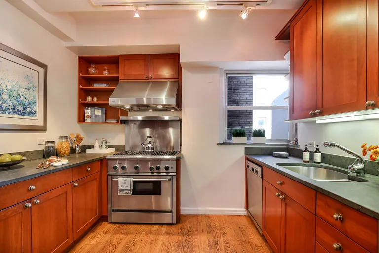 New York City Real Estate | View 50 Riverside Drive, 10D | Windowed cook's kitchen | View 5