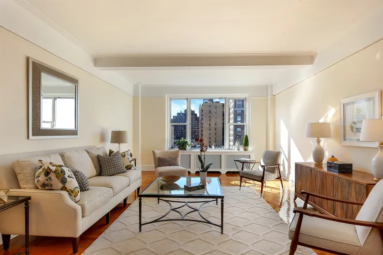 New York City Real Estate | View 50 Riverside Drive, 10D | Grand proportions and prewar details | View 3