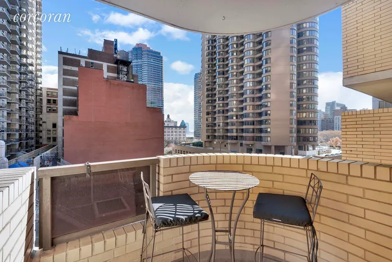 New York City Real Estate | View 311 East 38th Street, 5D | room 3 | View 4